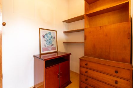 Apartamento à venda com 110m², 3 quartos e 1 vagaÁrea de Serviço