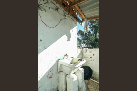 Casa à venda com 200m², 4 quartos e 1 vagaÁrea de Serviço