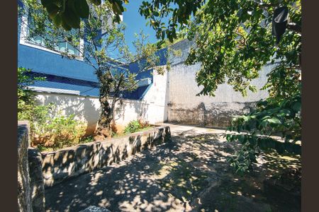 Casa à venda com 230m², 4 quartos e 1 vaga