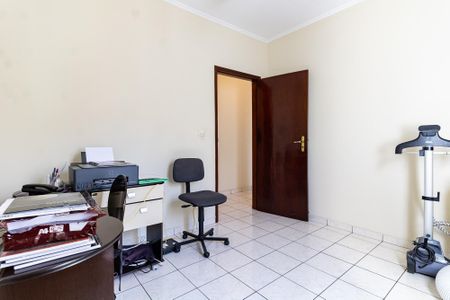Casa à venda com 239m², 3 quartos e 6 vagas Casa à venda com 239m², 3 quartos e 6 vagasQuarto 3