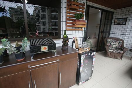 Apartamento à venda com 118m², 4 quartos e 2 vagasVaranda da Sala