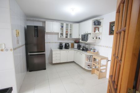 Apartamento à venda com 118m², 4 quartos e 2 vagasCozinha