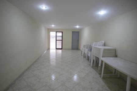 Apartamento à venda com 118m², 4 quartos e 2 vagasÁrea comum - Salão de festas