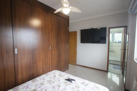 Apartamento à venda com 118m², 4 quartos e 2 vagasQuarto Suíte