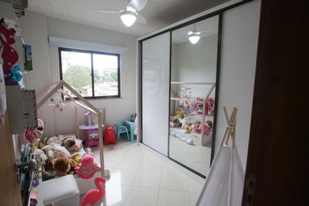Apartamento à venda com 118m², 4 quartos e 2 vagasQuarto 2
