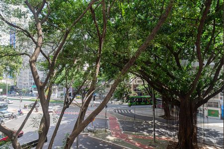 Apartamento à venda com 27m², 1 quarto e sem vaga Apartamento à venda com 27m², 1 quarto e sem vagaVista da Sala/Quarto