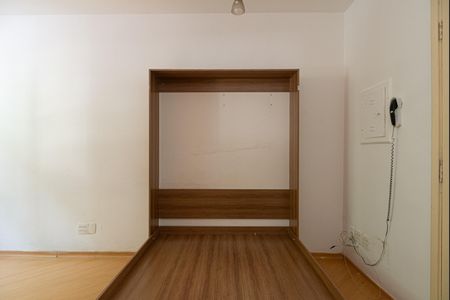 Apartamento à venda com 27m², 1 quarto e sem vaga Apartamento à venda com 27m², 1 quarto e sem vagaSala/Quarto