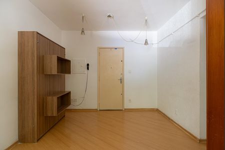 Apartamento à venda com 27m², 1 quarto e sem vaga Apartamento à venda com 27m², 1 quarto e sem vagaSala/Quarto
