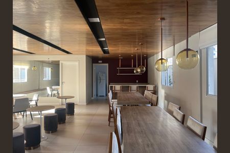 Apartamento à venda com 42m², 2 quartos e sem vagaÁrea comum - Salão de festas