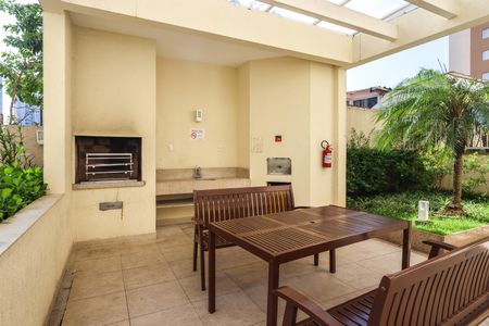 Apartamento à venda com 58m², 2 quartos e 1 vagaChurrasqueira