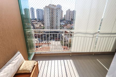 Apartamento à venda com 58m², 2 quartos e 1 vagaVaranda