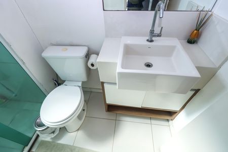 Apartamento à venda com 58m², 2 quartos e 1 vagaBanheiro da Suíte 1
