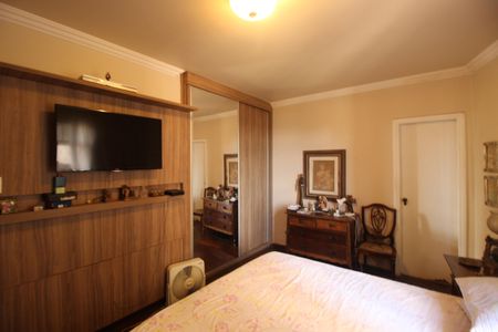 Apartamento à venda com 220m², 4 quartos e 1 vagaQuarto 