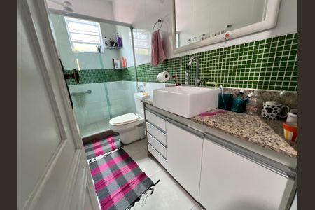 Casa à venda com 360m², 3 quartos e 1 vaga Casa à venda com 360m², 3 quartos e 1 vagaBanheiro