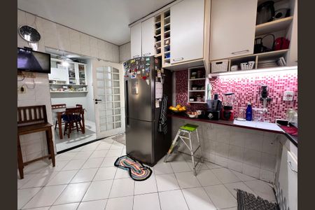 Casa à venda com 360m², 3 quartos e 1 vaga Casa à venda com 360m², 3 quartos e 1 vagaCozinha
