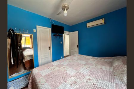 Casa à venda com 360m², 3 quartos e 1 vaga Casa à venda com 360m², 3 quartos e 1 vagaQuarto 02 - Suite