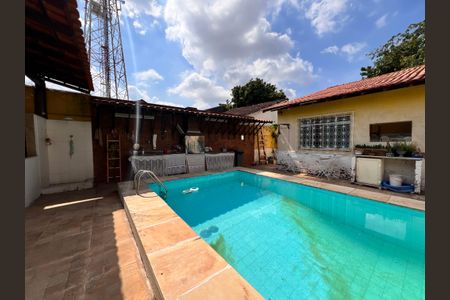 Casa à venda com 360m², 3 quartos e 1 vaga Casa à venda com 360m², 3 quartos e 1 vagaPiscina / Area Gourmet