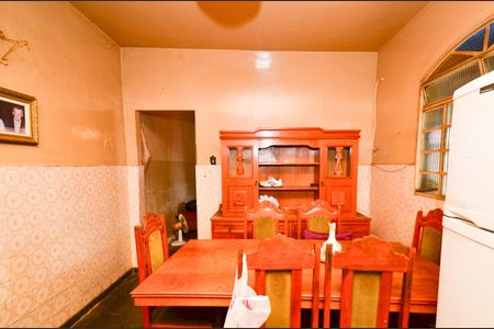 Casa à venda com 300m², 2 quartos e 8 vagasCozinha