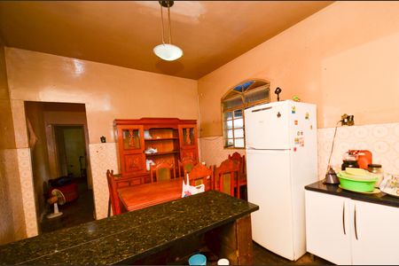 Casa à venda com 300m², 2 quartos e 8 vagasCozinha