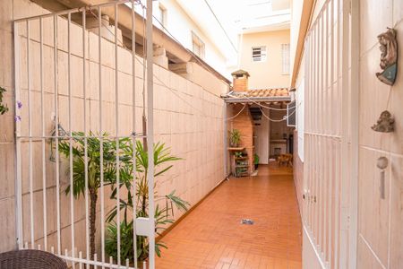 Casa à venda com 157m², 3 quartos e 2 vagas Casa à venda com 157m², 3 quartos e 2 vagasHall de Entrada