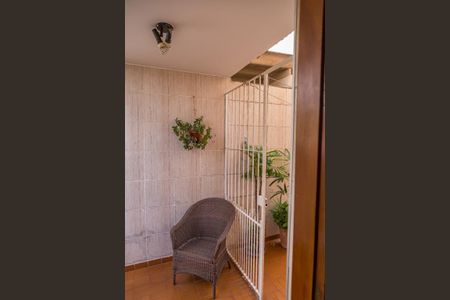 Casa à venda com 157m², 3 quartos e 2 vagas Casa à venda com 157m², 3 quartos e 2 vagasHall de Entrada