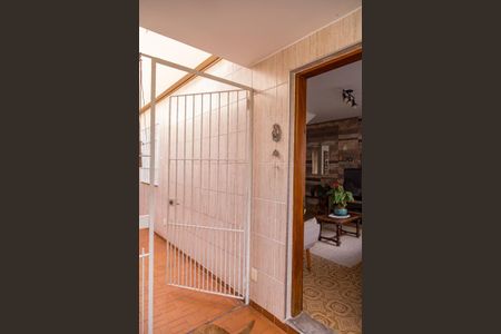 Casa à venda com 157m², 3 quartos e 2 vagas Casa à venda com 157m², 3 quartos e 2 vagasHall de Entrada