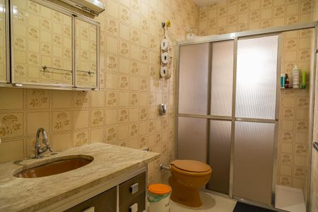 Casa à venda com 157m², 3 quartos e 2 vagas Casa à venda com 157m², 3 quartos e 2 vagasBanheiro Social