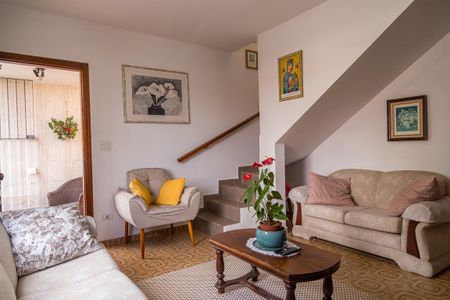 Casa à venda com 157m², 3 quartos e 2 vagas Casa à venda com 157m², 3 quartos e 2 vagasSala