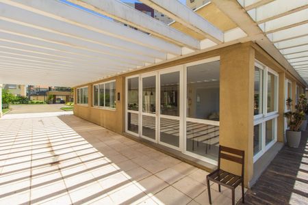 Apartamento à venda com 76m², 2 quartos e 1 vaga Apartamento à venda com 76m², 2 quartos e 1 vagaÁrea comum - Salão de festas