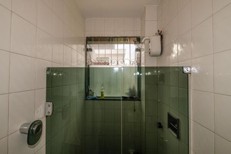Apartamento para alugar com 270m², 4 quartos e 1 vaga Apartamento para alugar com 270m², 4 quartos e 1 vagaBanheiro da Suíte 2