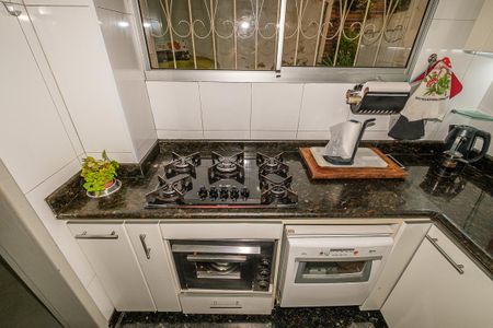 Apartamento para alugar com 270m², 4 quartos e 1 vaga Apartamento para alugar com 270m², 4 quartos e 1 vagaCozinha