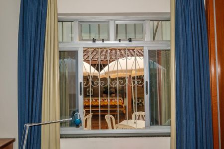 Apartamento para alugar com 270m², 4 quartos e 1 vaga Apartamento para alugar com 270m², 4 quartos e 1 vagaBanheiro da Suíte 2