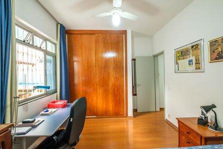 Apartamento para alugar com 270m², 4 quartos e 1 vaga Apartamento para alugar com 270m², 4 quartos e 1 vagaQuarto 3