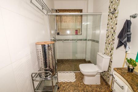 Apartamento para alugar com 270m², 4 quartos e 1 vaga Apartamento para alugar com 270m², 4 quartos e 1 vagaBanheiro Social