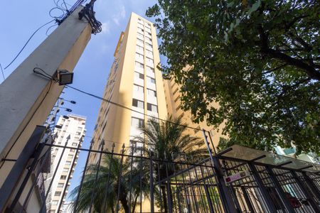 Apartamento à venda com 80m², 2 quartos e 1 vagaFachada