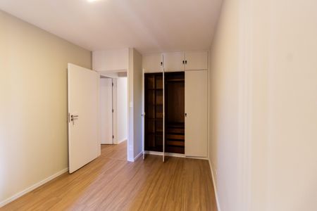 Apartamento à venda com 80m², 2 quartos e 1 vagaQuarto 2