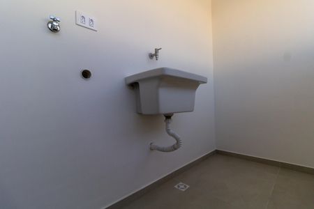 Apartamento à venda com 80m², 2 quartos e 1 vagaÁrea de Serviço