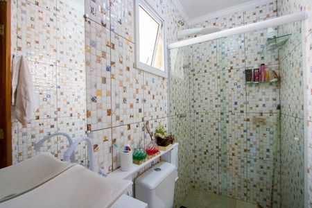 Apartamento à venda com 76m², 2 quartos e 1 vaga Apartamento à venda com 76m², 2 quartos e 1 vagaBanheiro