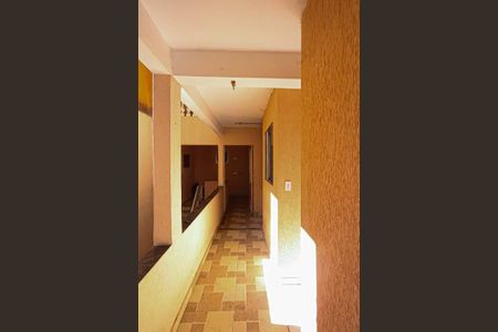 Casa à venda com 340m², 4 quartos e 2 vagasCorredor