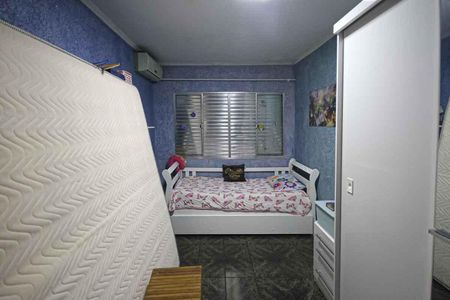 Casa à venda com 340m², 4 quartos e 2 vagasQuarto 02