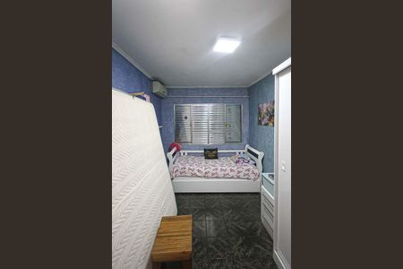 Casa à venda com 340m², 4 quartos e 2 vagasQuarto 02