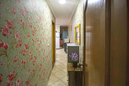 Casa à venda com 340m², 4 quartos e 2 vagasCorredor