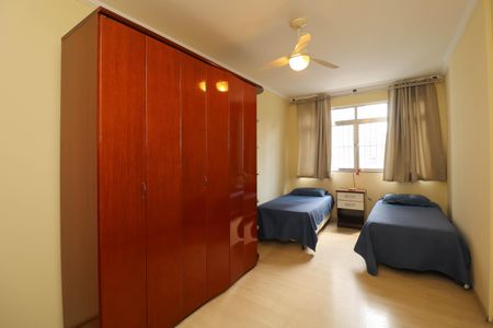 Apartamento à venda com 120m², 2 quartos e 1 vaga Apartamento à venda com 120m², 2 quartos e 1 vagaQuarto 1