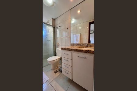 Apartamento para alugar com 133m², 3 quartos e 2 vagas Apartamento para alugar com 133m², 3 quartos e 2 vagasBanheiro