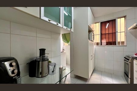 Apartamento para alugar com 133m², 3 quartos e 2 vagas Apartamento para alugar com 133m², 3 quartos e 2 vagascozinha