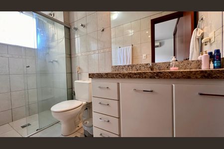 Apartamento para alugar com 133m², 3 quartos e 2 vagas Apartamento para alugar com 133m², 3 quartos e 2 vagasBanheiro