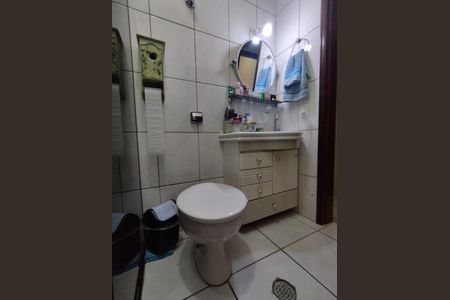 Casa à venda com 139m², 3 quartos e 3 vagas Casa à venda com 139m², 3 quartos e 3 vagasBanheiro da Suíte