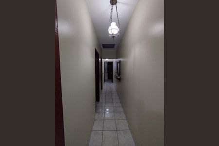 Casa à venda com 139m², 3 quartos e 3 vagas Casa à venda com 139m², 3 quartos e 3 vagasCorredor