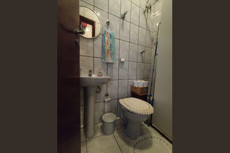 Casa à venda com 139m², 3 quartos e 3 vagas Casa à venda com 139m², 3 quartos e 3 vagasLavado da Área de Serviço