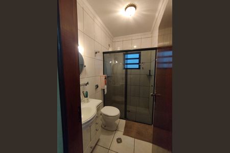 Casa à venda com 139m², 3 quartos e 3 vagas Casa à venda com 139m², 3 quartos e 3 vagasBanheiro da Suíte